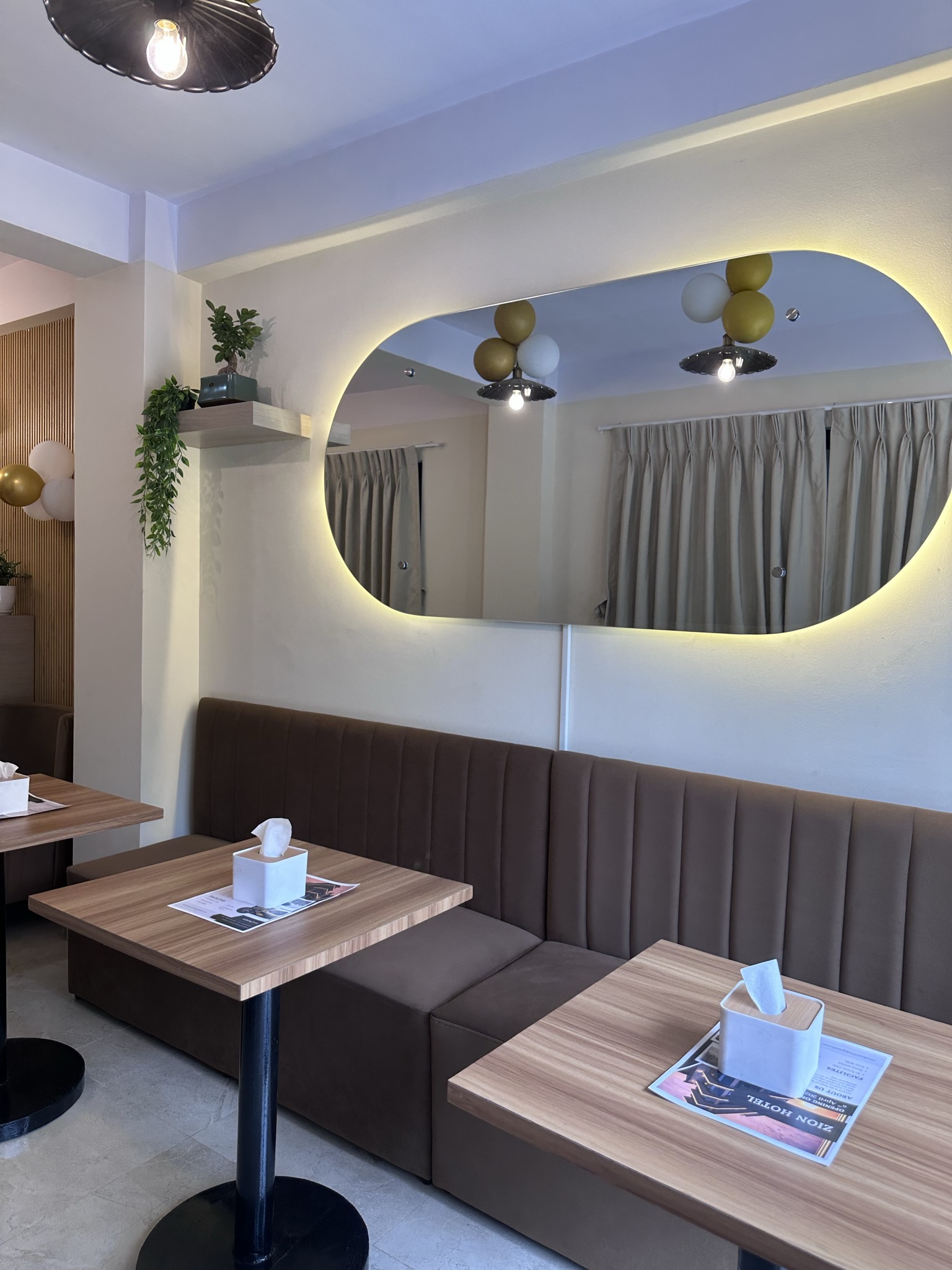 Cafe seating area at Zion Hotel